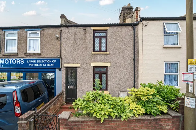 Kings Highway, SE18, photo 1