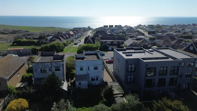 South Coast Road, Peacehaven, BN10, photo 3