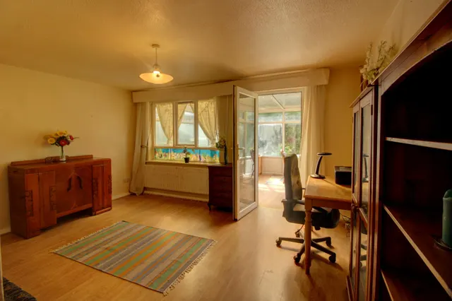 Leopold Way, Blackburn, BB2, photo 1