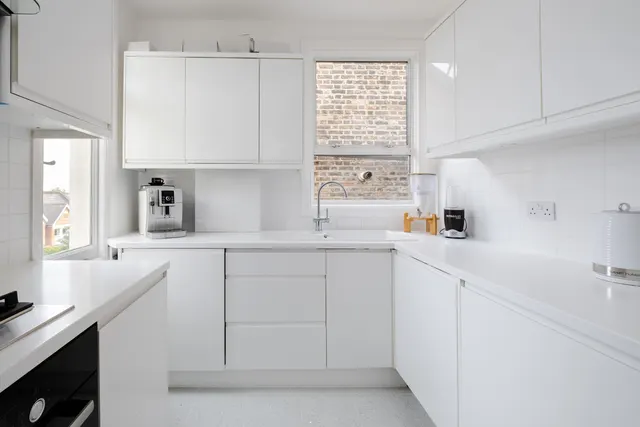 Photo 3 — Muswell Road, London, N10