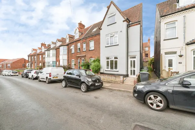 Mill Road, Cromer, photo 1