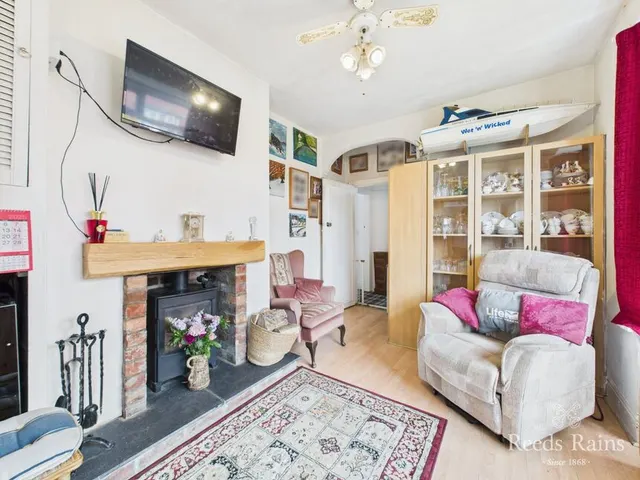Photo 3 — Cardigan Road, Bridlington, East Yorkshire, YO15