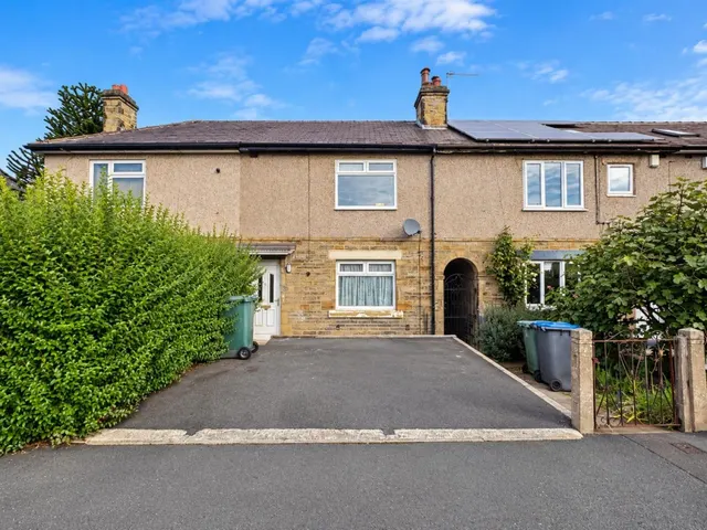 Albert Avenue, Shipley, BD18, photo 1