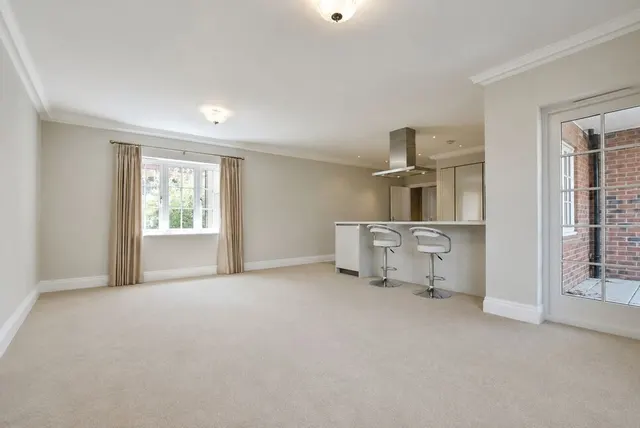 Photo 3 — Brockley Square, Wilmslow, Cheshire, SK9