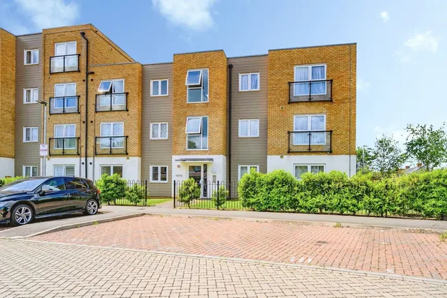 Fedora Court, Bongrace Walk, Luton, Bedfordshire, LU4, photo 1