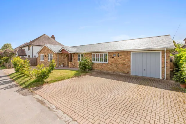 4 bedroom house, Penwood Forge Road, Naphill, HP14