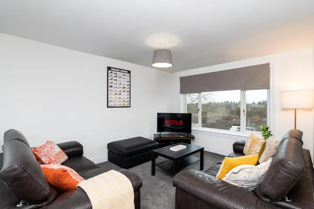 Photo 3 — Morar Drive, Cumbernauld, G67 4LJ