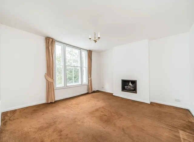 Photo 2 — Bishops Road, Highgate, N6