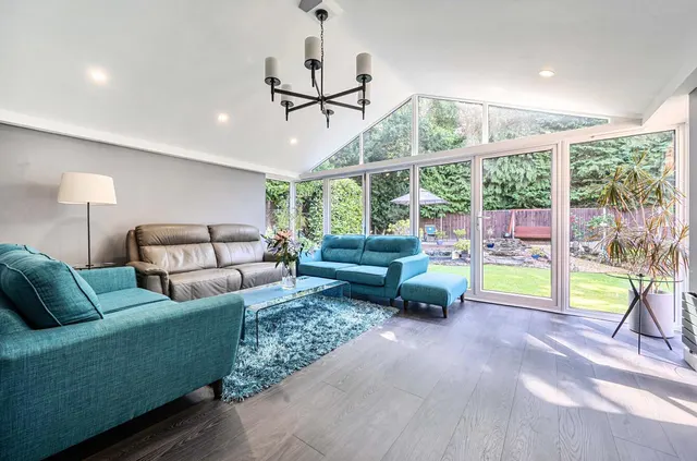 Photo 2 — Sherborne Court, Eastleigh, Hampshire, SO50 4PB