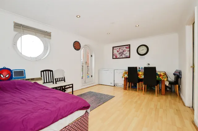 Walsingham Close, Hatfield, AL10, photo 2
