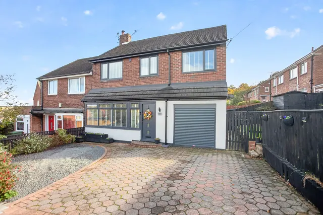 Blaydon-On-Tyne NE21 4LE, NE21, photo 1