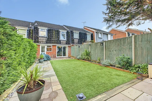 Pritchard Close, Northampton, NN3, photo 3