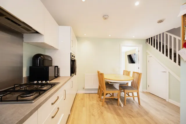 Herons Way, Hayling Island, PO11, photo 3