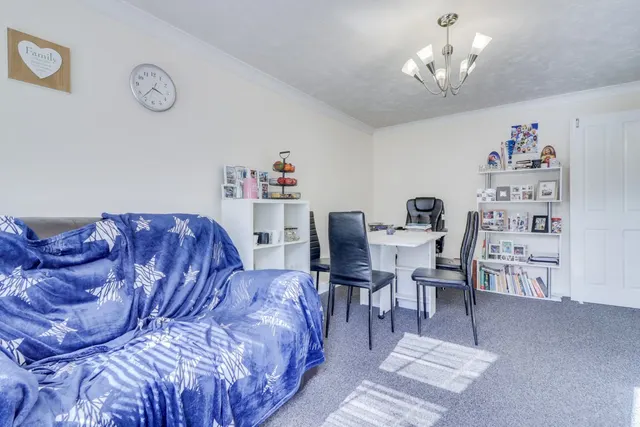 Navigation Drive, Apperley Bridge, BD10, photo 3
