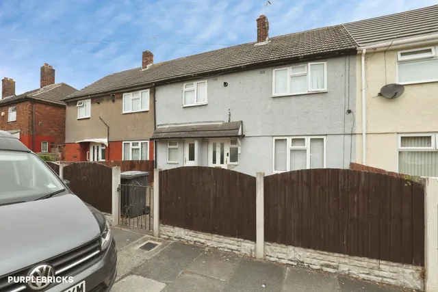 Frederick Banting Close, Bootle, L30, photo 1
