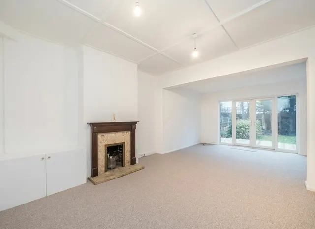 Photo 2 — Wellington Road, Twickenham, TW2