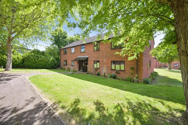 Dellfield, Wadesmill, Ware, photo 1