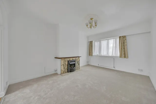 Chelmsford Avenue, Romford, RM5, photo 3