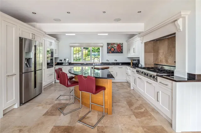 Macclesfield Road, Prestbury, SK10, photo 2