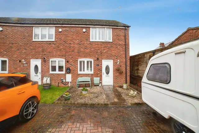 Carlyle Gardens, Heanor, DE75, photo 1