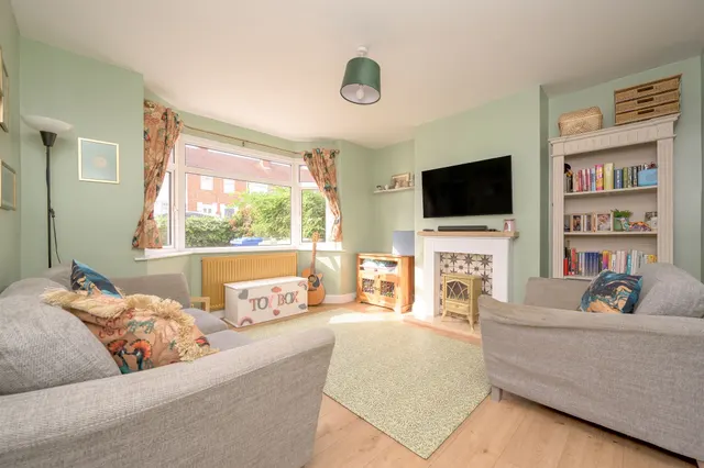 Hillside Avenue, Kettering, NN15, photo 2