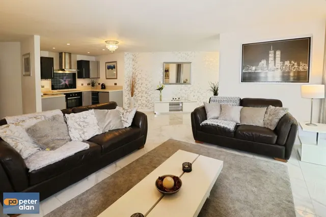 Landmark Place, Cardiff, CF10, photo 1