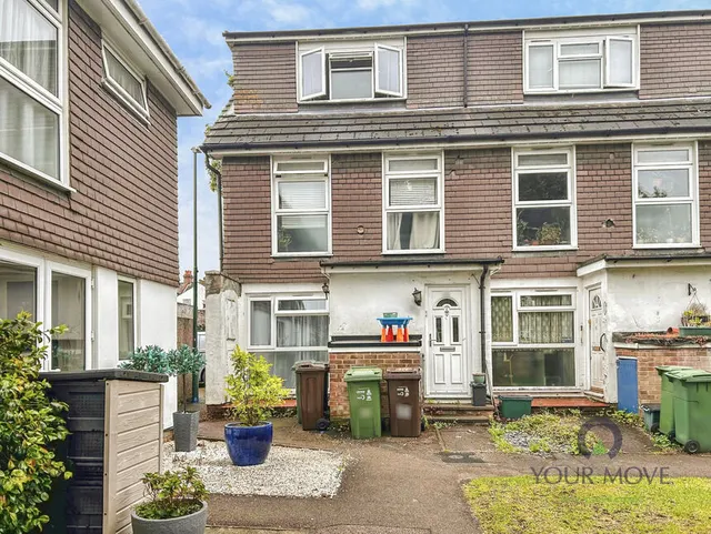 Photo 2 — Waleton Acres, Carew Road, Wallington, SM6