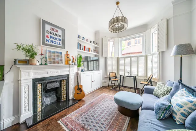 Boutflower Road, London, SW11, photo 1