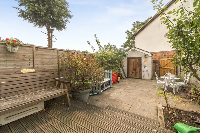 Peal Gardens, Ealing, W13, photo 3