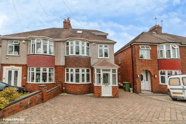 Wrexham Avenue, Walsall, photo 1