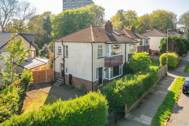 Henconner Avenue, Chapel Allerton, LS7, photo 1