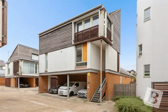 Holland Way, Newhall, Harlow, Essex, CM17, photo 1