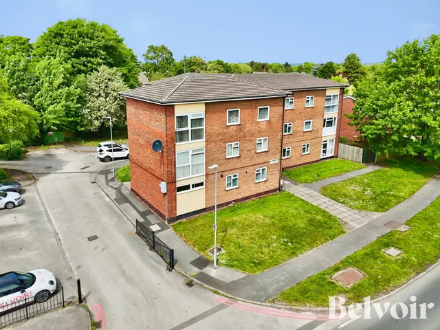 Lichfield Road, Bloxwich, WS3, photo 1