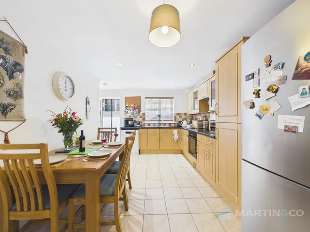 Carn Brea Village, TR15, photo 2