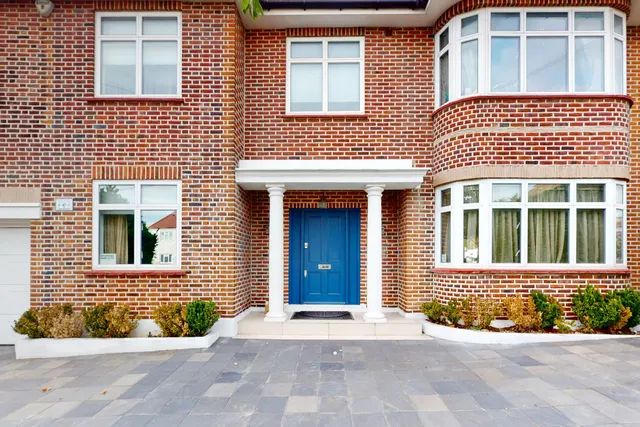 Fairholme Gardens, London, N3, photo 2