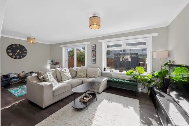 Castleview, Dundonald, KA2, photo 3