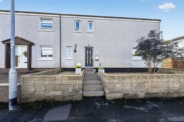 Castleview, Dundonald, KA2, photo 1