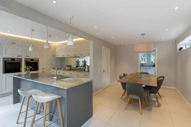 Bathwick Hill, Bath, BA2, photo 2