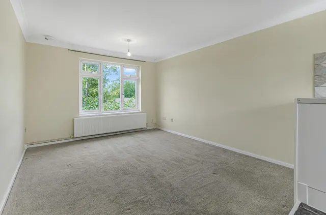 Photo 2 — Landseer Court, Artists Way, Andover