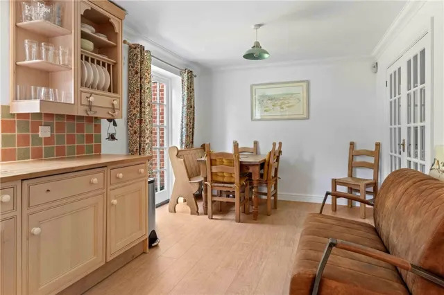 with 5 bedrooms in Sewards End, Nr Saffron Walden, CB10, photo 3