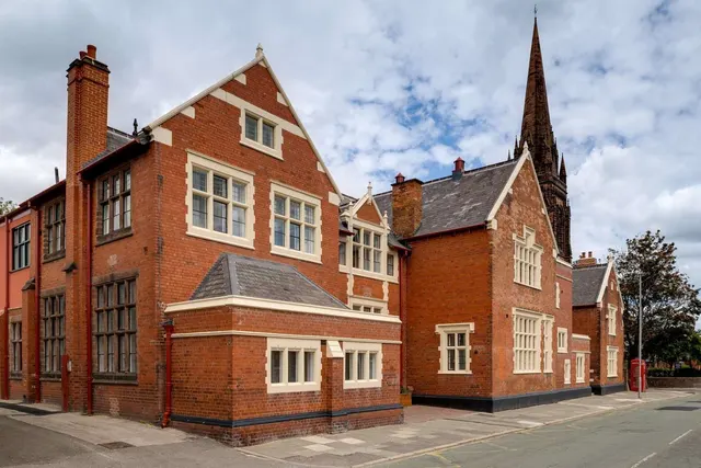 Overleigh Road, Chester, Cheshire, CH4 7HL, photo 1
