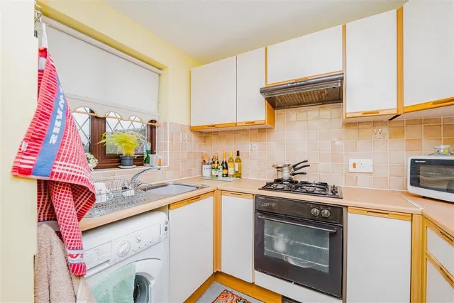 Photo 3 — Woodham Park, Barry, CF62 8JF