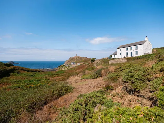 Cape, St. Just, TR19, photo 1