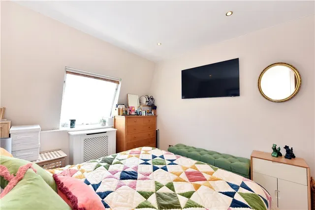 Cleveland Street, Fitzrovia, W1T, photo 2