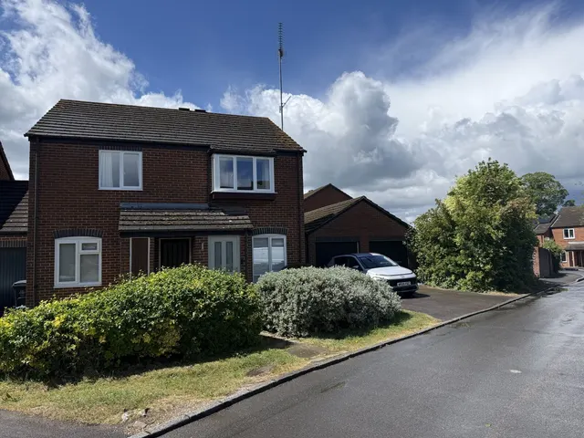 King James Way, Henley On Thames, RG9, photo 1