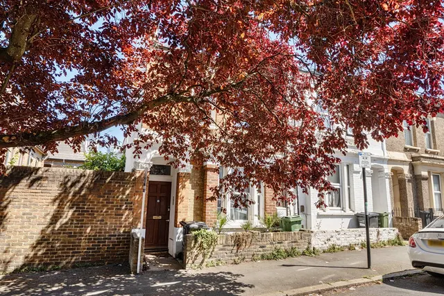 Cowthorpe Road, SW8, photo 1