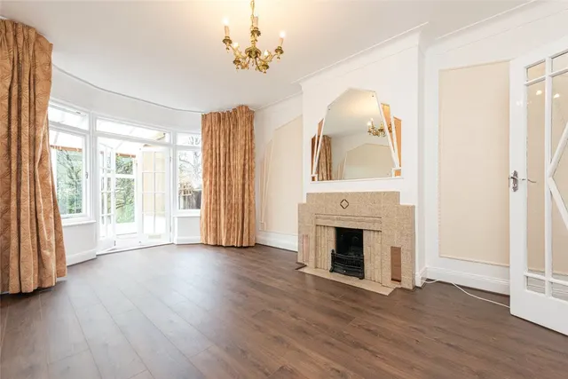 Trevelyan Gardens, London, NW10, photo 1