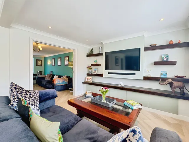 Longhirst Drive, Cramlington, NE23, photo 3
