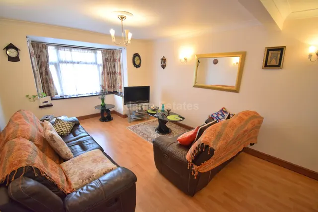 Photo 2 — St Peters Road, Reading, RG6 1NT