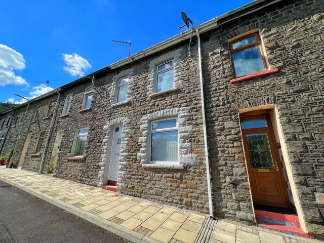 Pleasant View PONTYPRIDD, CF37, photo 1